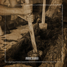 Cargar imagen en el visor de la galería, Tequila ARRIESGADO ANCESTRAL Añejo 100% Agave - 750ml Barrica Francesa 49% alc.