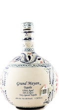 Cargar imagen en el visor de la galería, Tequila Grand Mayan Extra Añejo 100% Agave - 750ml