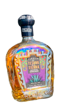 Cargar imagen en el visor de la galería, Tequila EL TESORO DE MI TIERRA extra añejo 100% Agave - 750ml
