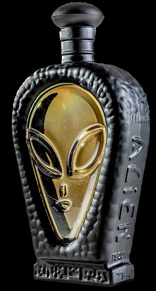 Tequila ALIEN EXTRA AÑEJO 100% Agave - 750ml  SOLO 30 DISPONIBLES DE 100 ENVASADAS