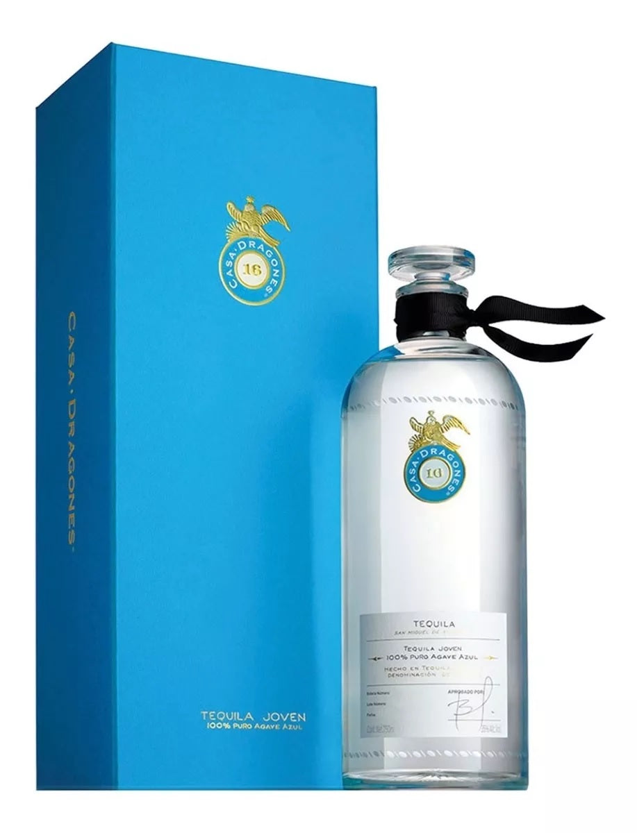 Tequila CASA DRAGONES Joven 100% Agave - 750ml