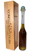 Cargar imagen en el visor de la galería, Tequila Tres Cuatro Cinco  3 4 5 Extra  Añejo 100% Agave - 750ml
