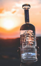 Cargar imagen en el visor de la galería, Tequila Tlahualil Blanco Edición Premium 100% Agave - 750ml
