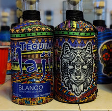 Cargar imagen en el visor de la galería, Tequila Maji Blanco 100% Agave - 750ml  FORRADA
