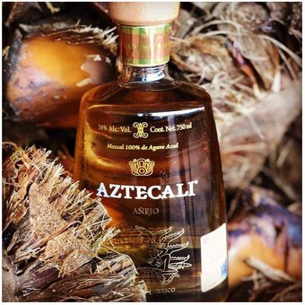 Mezcal Aztecali añejo 100% Agave Azul - 750ml
