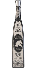 Cargar imagen en el visor de la galería, Tequila Casa Maestri Reserva Añejo 100% Agave - 750ml
