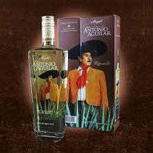 Cargar imagen en el visor de la galería, Mezcal Antonio Aguilar reposado 100% Agave - 750ml

